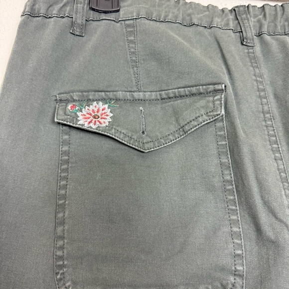 Sundance High Waist Floral Embroidered Cargo Pants Grey Bohemian Sz 12 - Picture 7 of 10